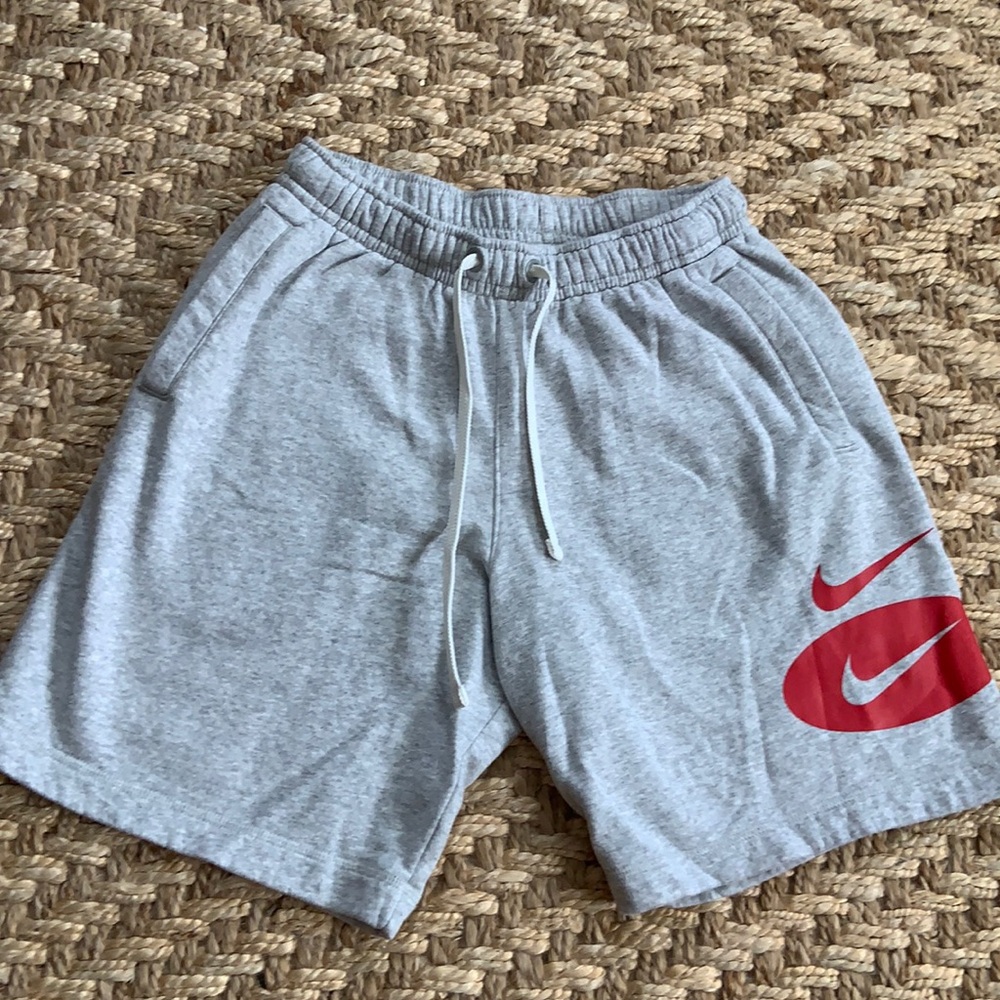 Nike M men’s shorts